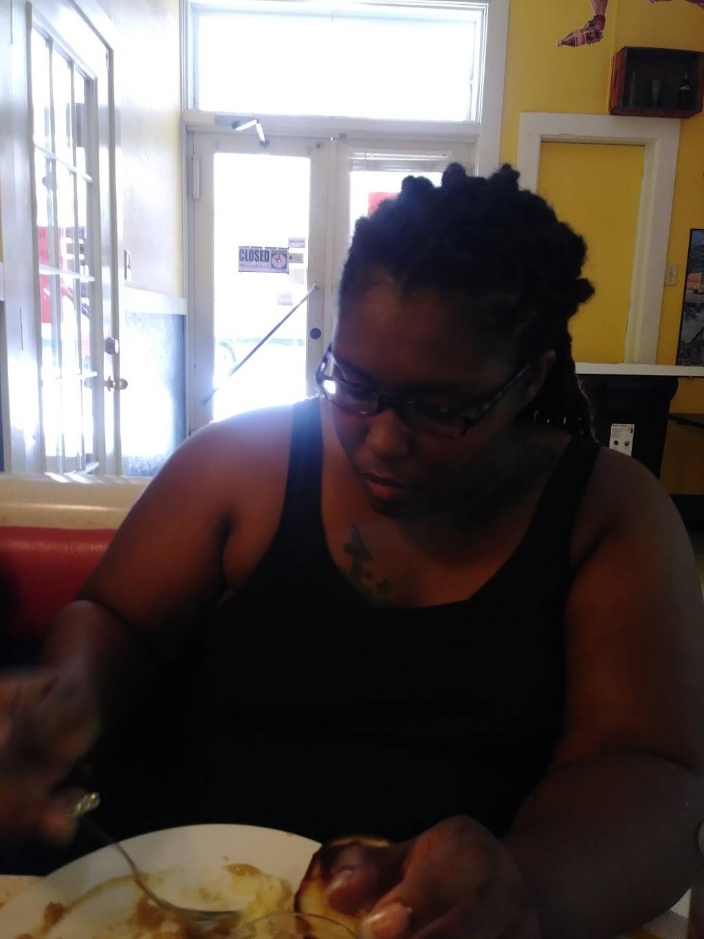 Big Mamas Country Restaurant | restaurant | 32127 S Main St, Boykins, VA 23827, USA | 7577438180 OR +1 757-743-8180