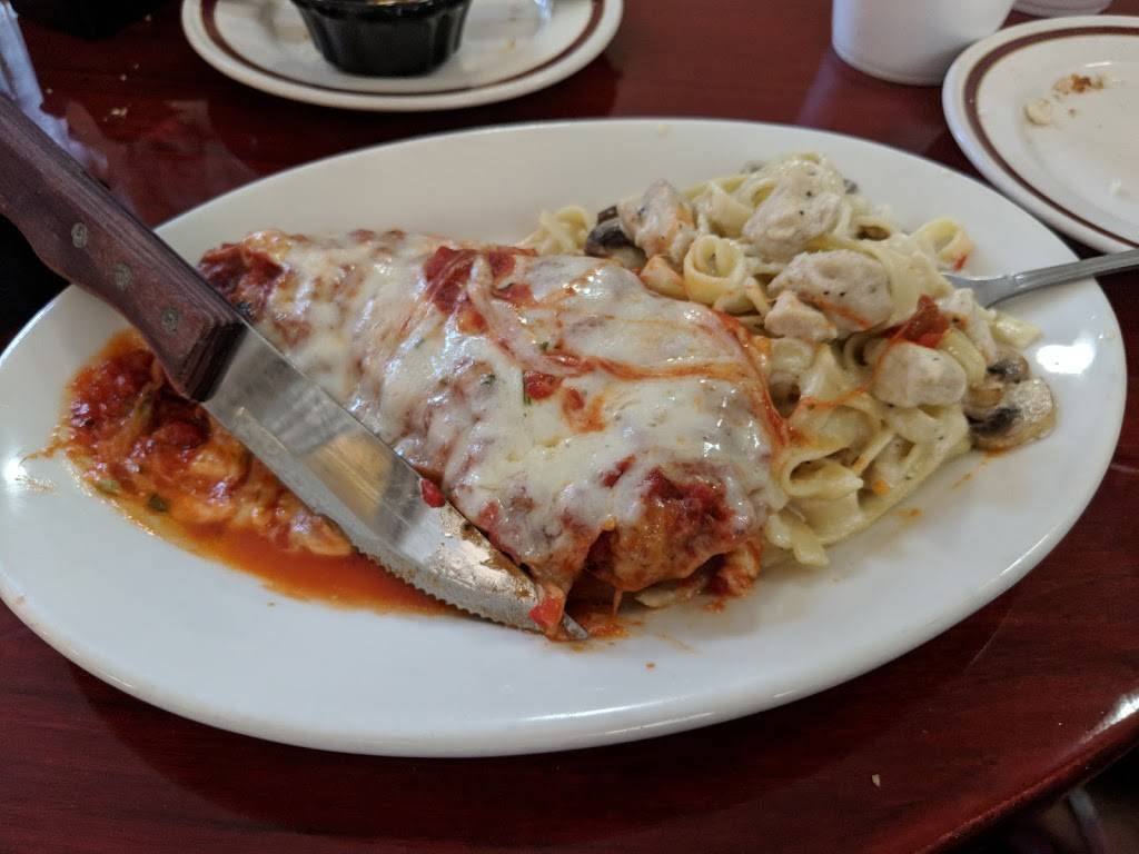 Rosas | Trattoria and Bar | restaurant | 210 E Tulare Ave, Tulare, CA 93274, USA | 5594675681 OR +1 559-467-5681