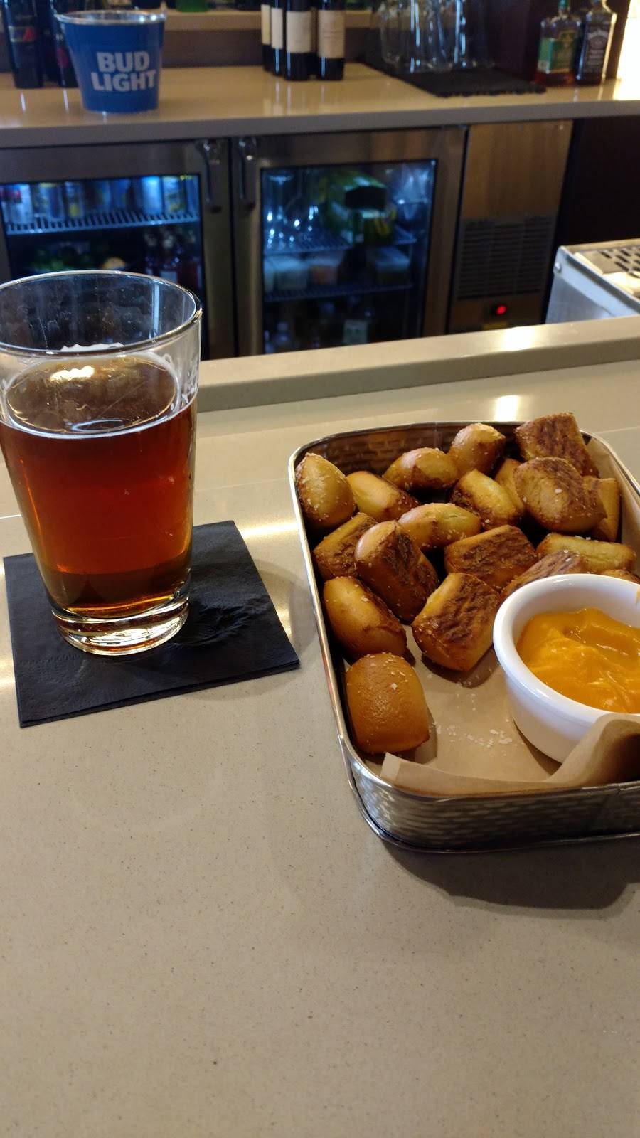 Anthem Grille | restaurant | 6100 W, Merrill Ranch Pkwy, Florence, AZ 85132, USA | 5207231660 OR +1 520-723-1660