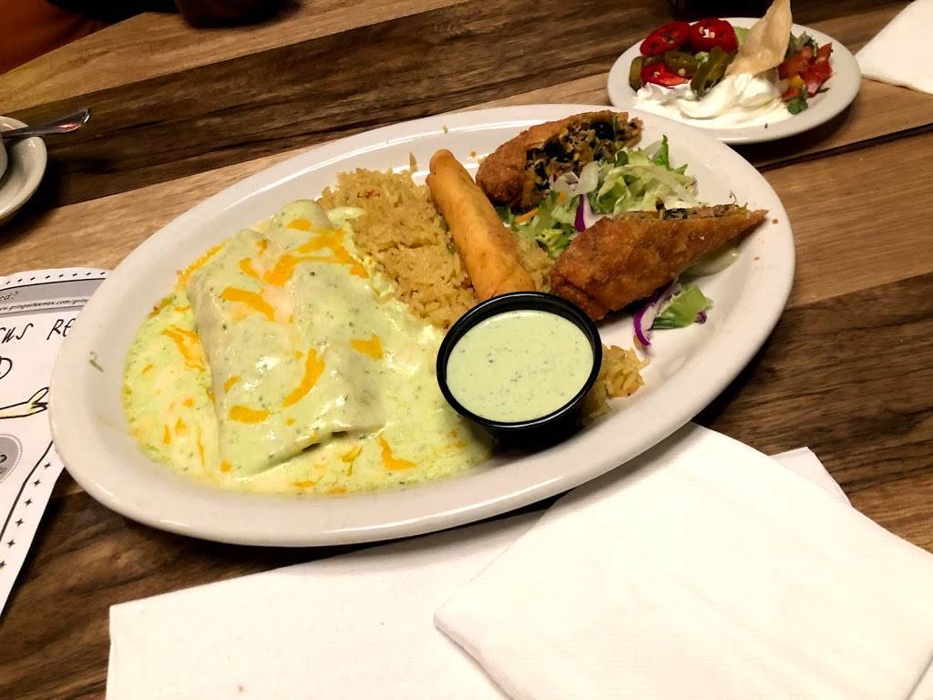 Gringo’s Mexican Kitchen | restaurant | 19940 Southwest Fwy Ste 33, Sugar Land, TX 77479, USA | 8324493920 OR +1 832-449-3920