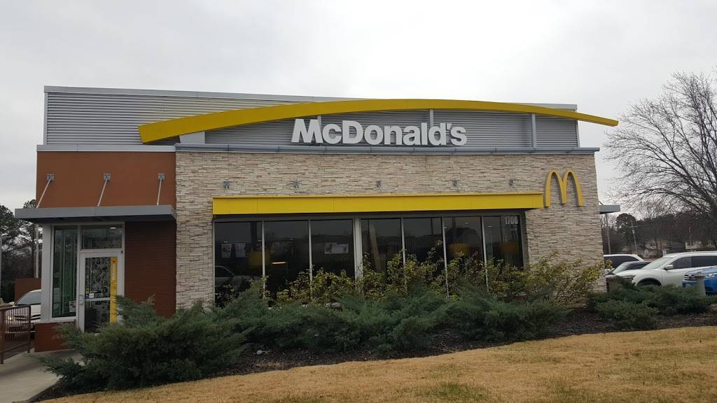 McDonalds | cafe | 1706 Memorial Blvd, Murfreesboro, TN 37129, USA | 6159628062 OR +1 615-962-8062