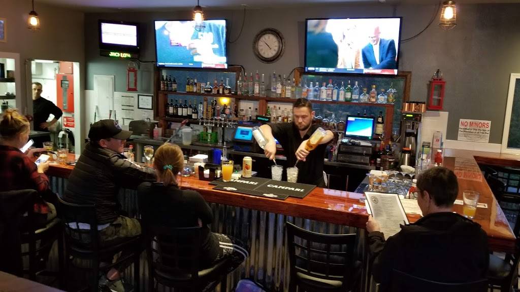 Coasters Crossing | restaurant | 1757 Washington St, Oregon City, OR 97045, USA | 5038504897 OR +1 503-850-4897