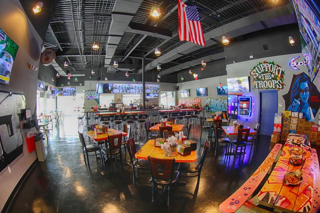 Graffiti Junktion - Nona | restaurant | 9344 N Narcoossee Rd, Orlando, FL 32827, USA | 4072031232 OR +1 407-203-1232