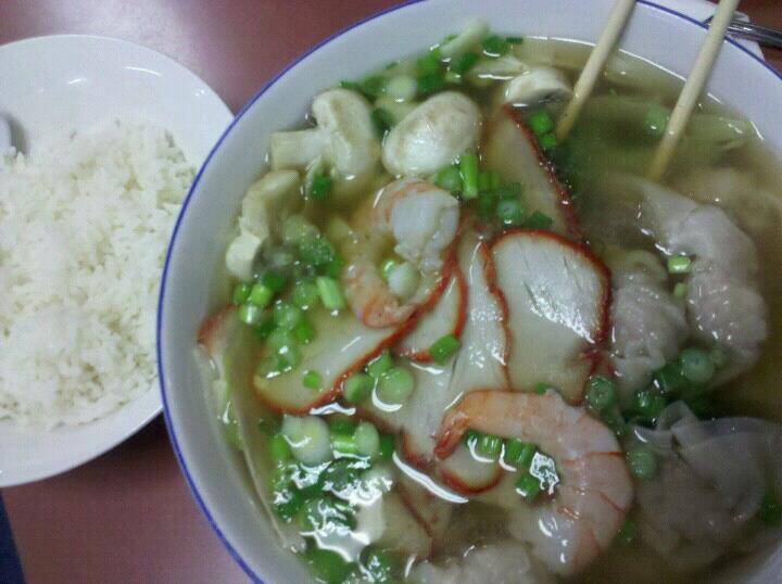 Wendys Pho Vietnamese Restaurant | restaurant | 430 E 25th St, Tacoma, WA 98421, USA | 2535724678 OR +1 253-572-4678
