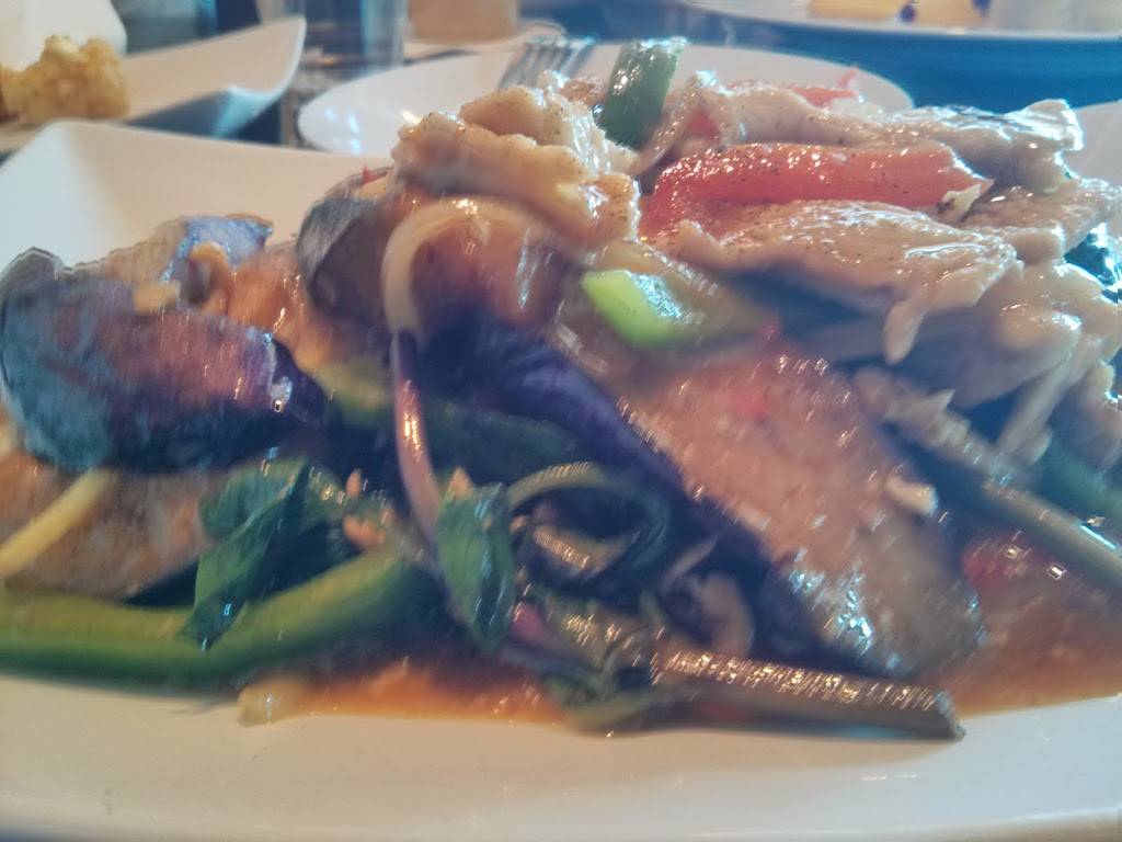 Kob Kun Fine Thai Cuisine | restaurant | 2946 Chain Bridge Rd, Oakton, VA 22124, USA | 7035398140 OR +1 703-539-8140