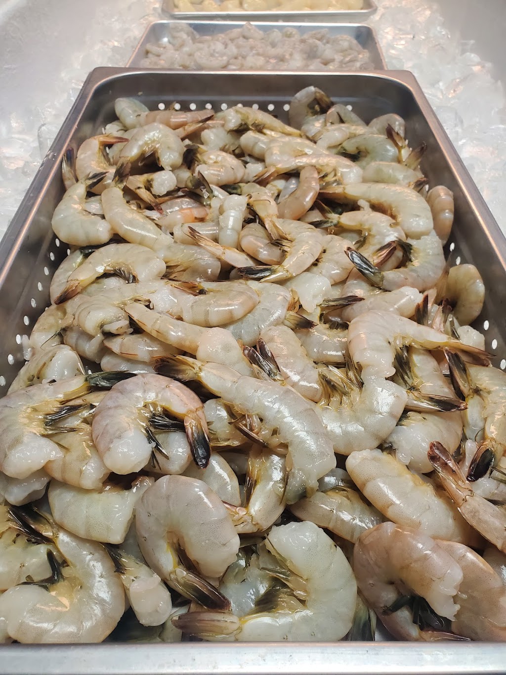 Legacy Seafood Market | restaurant | 179 Ashton Plaza St, Millbrook, AL 36054, USA | 3345176960 OR +1 334-517-6960