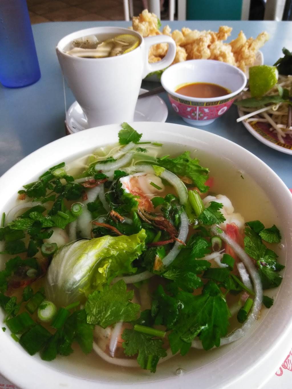 Phở Long Beach | restaurant | 511 W Willow St, Long Beach, CA 90806, USA | 5629880900 OR +1 562-988-0900