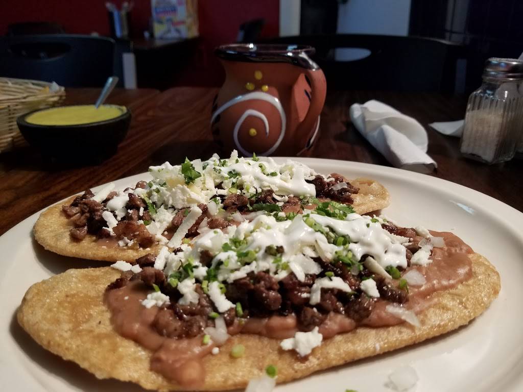 Mis Chilaquiles | restaurant | 5735 W 16th St, Cicero, IL 60804, USA | 7084776454 OR +1 708-477-6454