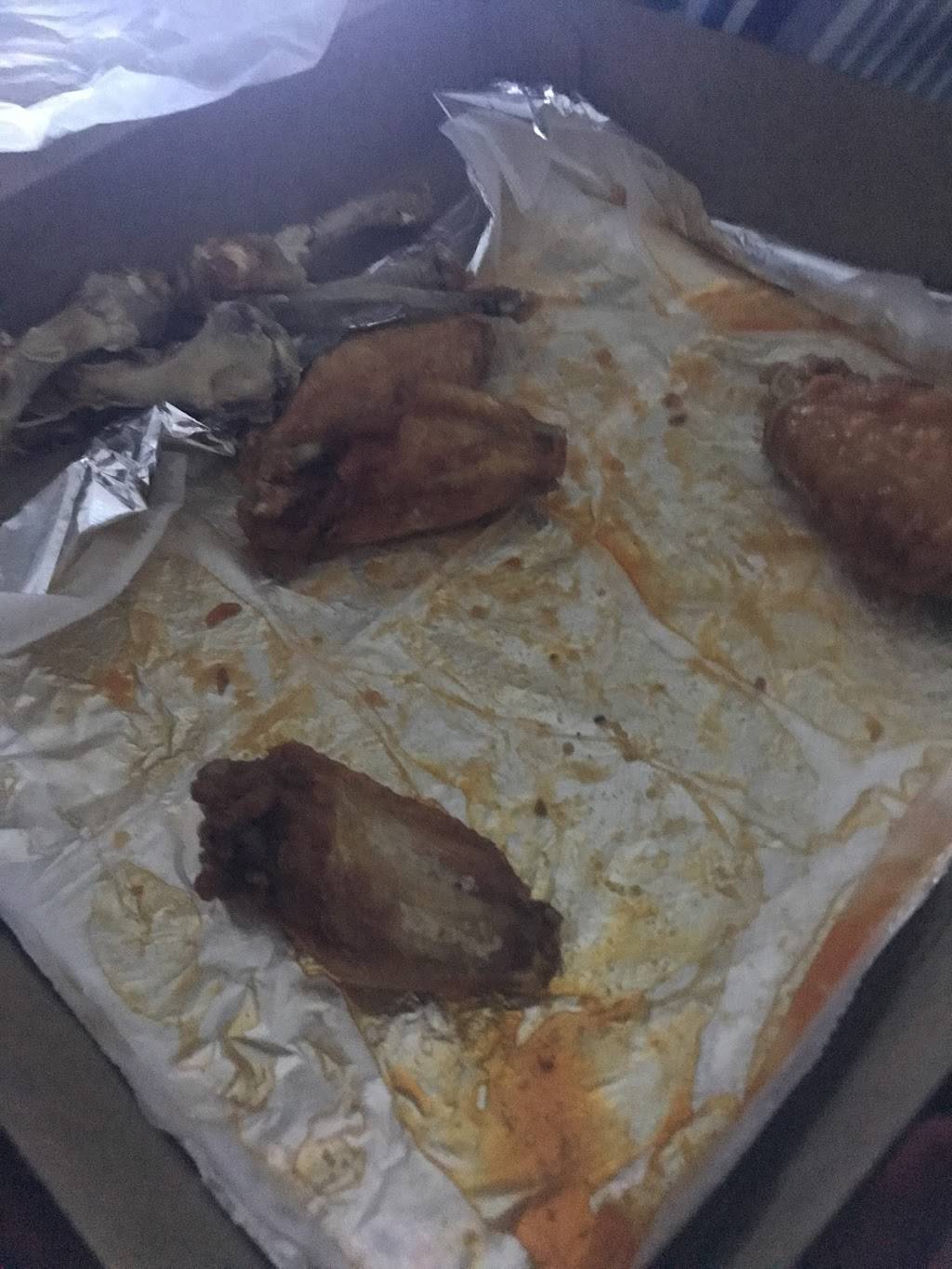 Emergency Pizza | restaurant | 1870 Seneca St, Buffalo, NY 14210, USA | 7163628750 OR +1 716-362-8750