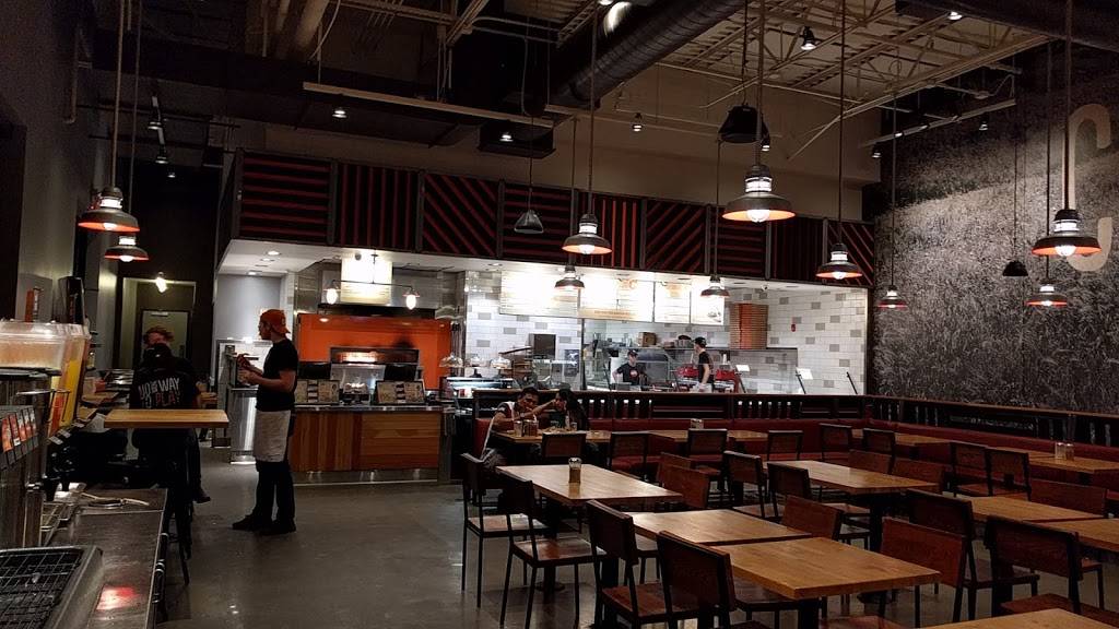 Blaze Pizza | meal takeaway | 13317 Shelbyville Rd, Louisville, KY 40223, USA | 5024969209 OR +1 502-496-9209