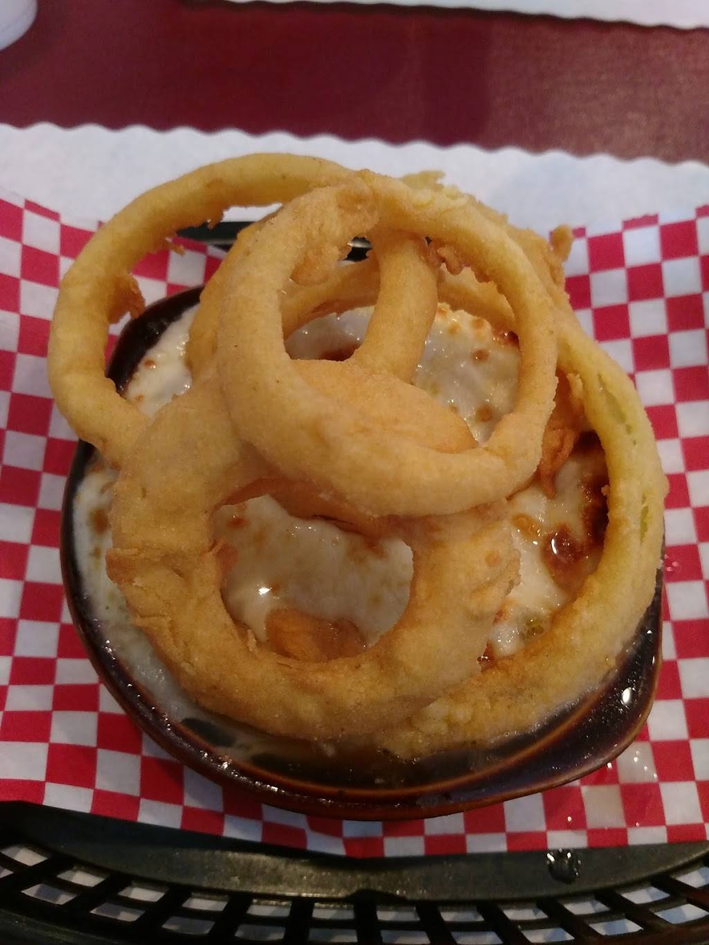 Whales Tale Fish House | restaurant | 2720 W Old US Hwy 441, Mt Dora, FL 32757, USA | 3523851500 OR +1 352-385-1500