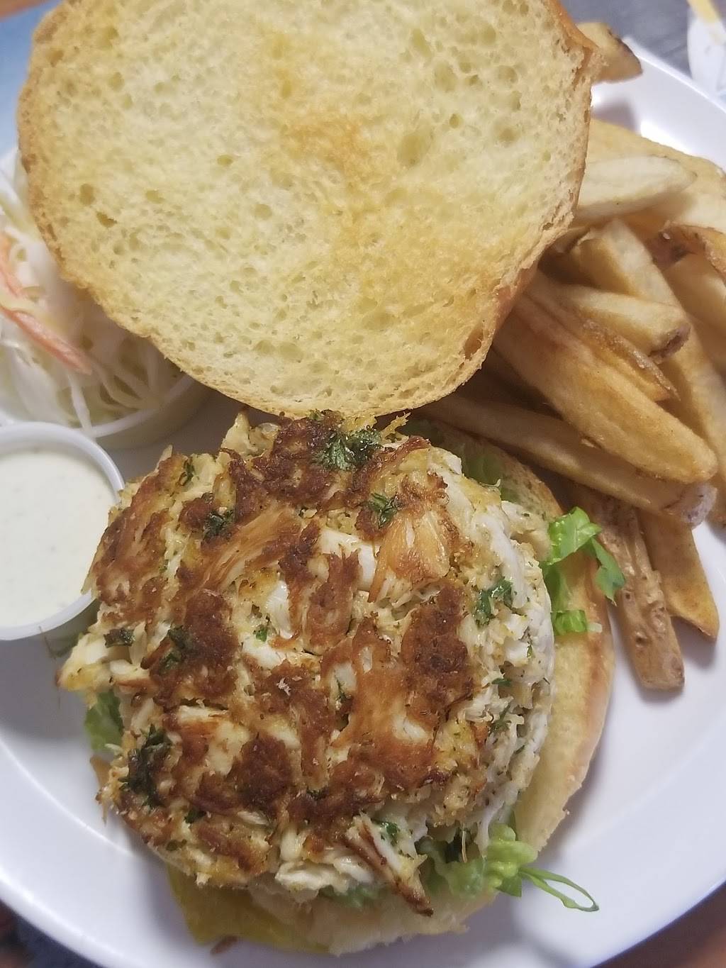 Ernies Original Crab House | restaurant | 1743 King St, Alexandria, VA 22314, USA | 7038360046 OR +1 703-836-0046