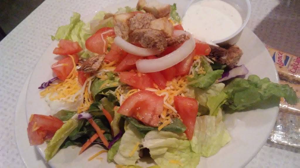 Tom & Bettys Restaurant | restaurant | 2134 Park Ave, Orange Park, FL 32073, USA | 9043751965 OR +1 904-375-1965