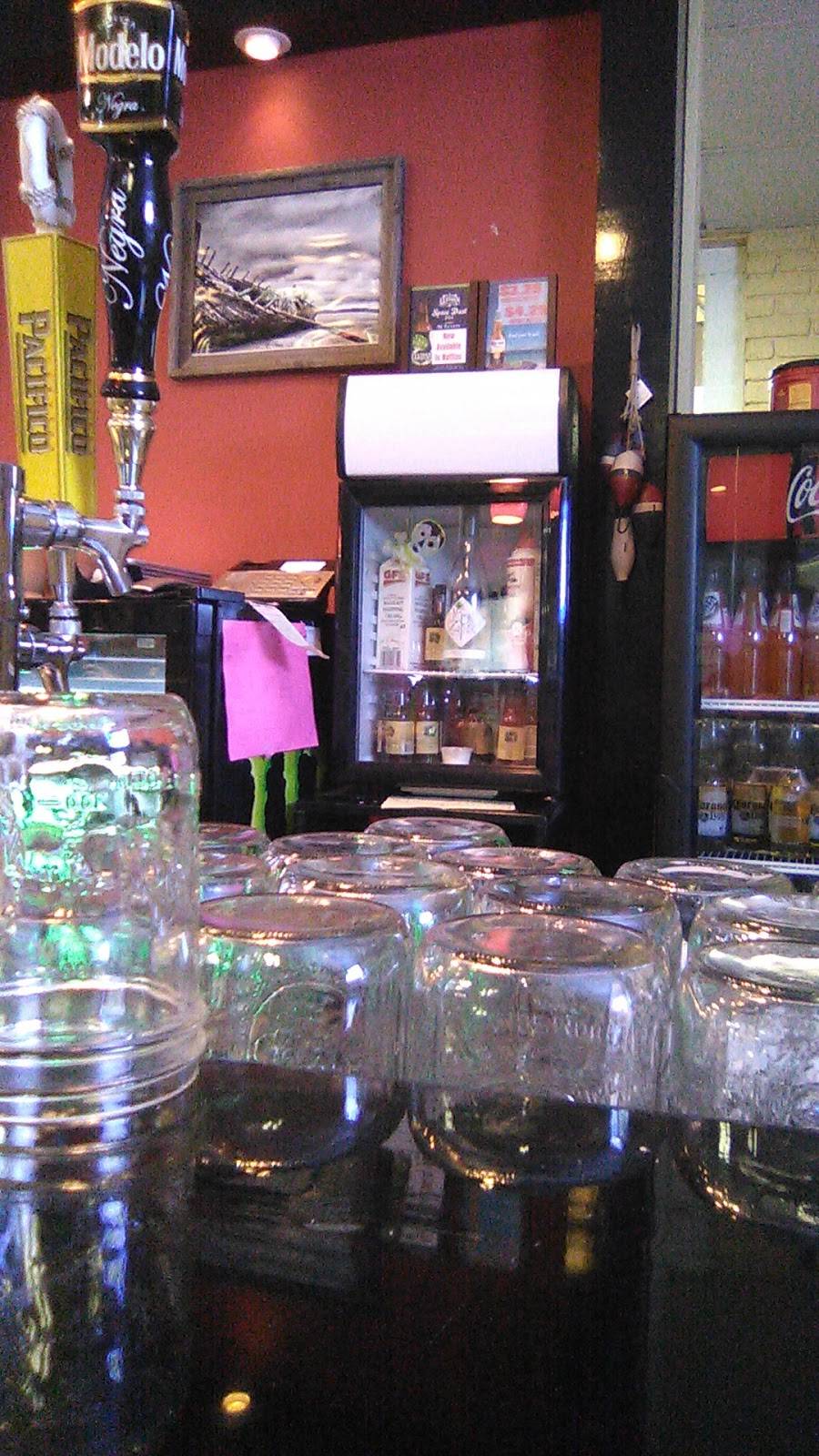 El Faro Bar and Grill | restaurant | 1700 Rozella Rd, Warsaw, IN 46580, USA | 5743764191 OR +1 574-376-4191