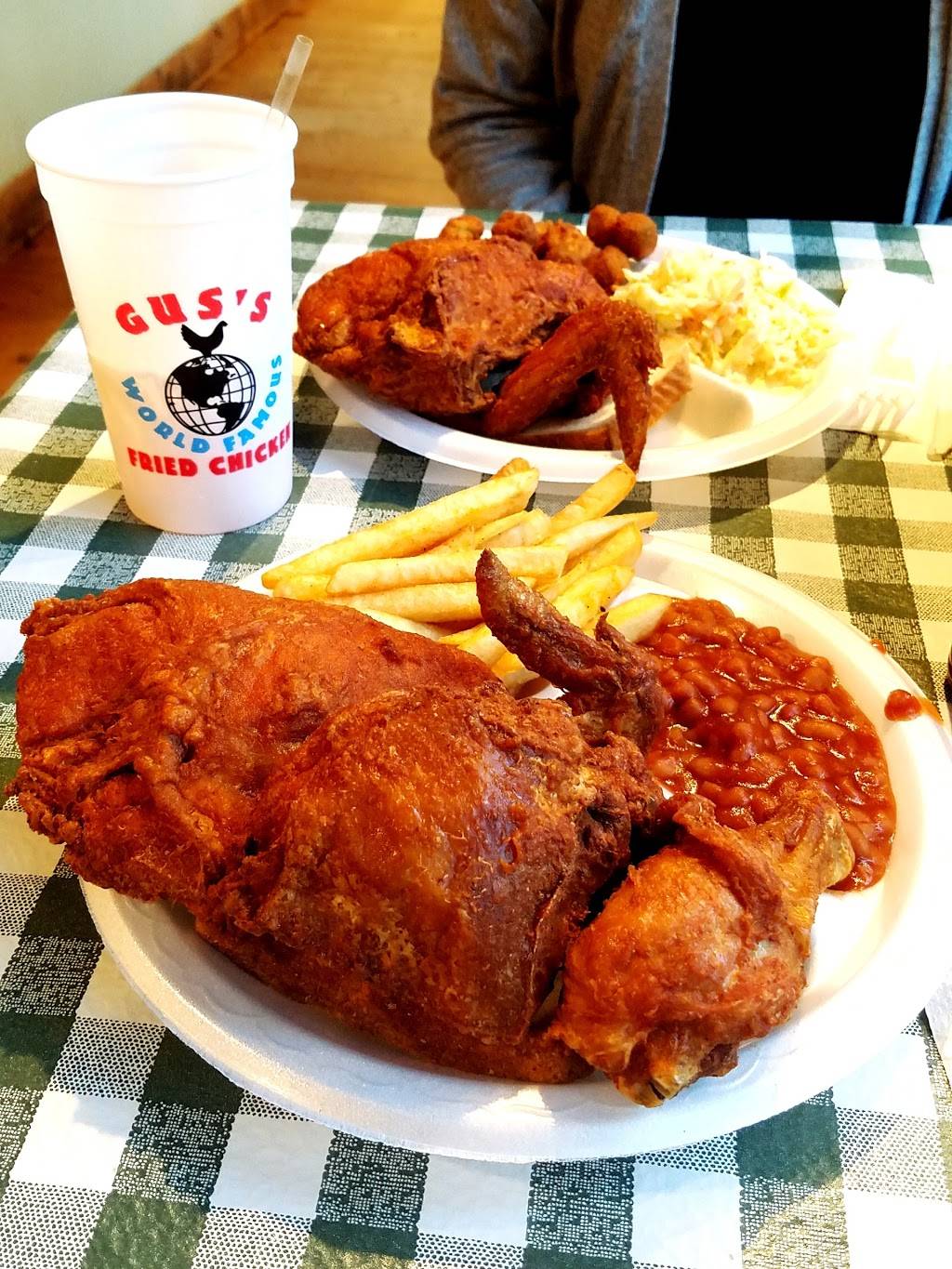 Gus’s World Famous Fried Chicken | restaurant | The Mall at, 231 W Peachtree St NW Suite A-05, Atlanta, GA 30303, USA | 4049962837 OR +1 404-996-2837