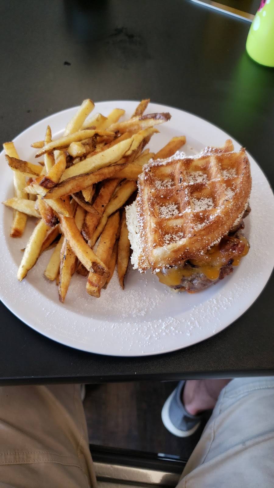 Scratch Kitchen And Catering | restaurant | 137 East Ave Suite 44, Tallmadge, OH 44278, USA | 3308054888 OR +1 330-805-4888