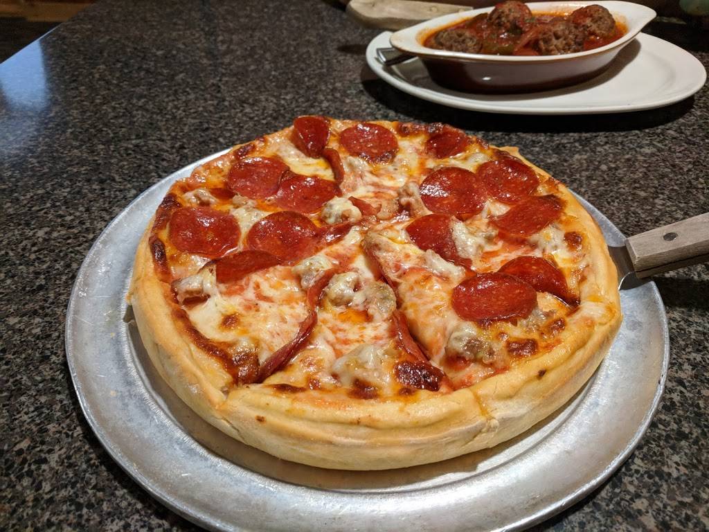 Salvatores by Papà Reno Italian Ristorante | cafe | 313 E 2nd St, Muscatine, IA 52761, USA | 5632639396 OR +1 563-263-9396