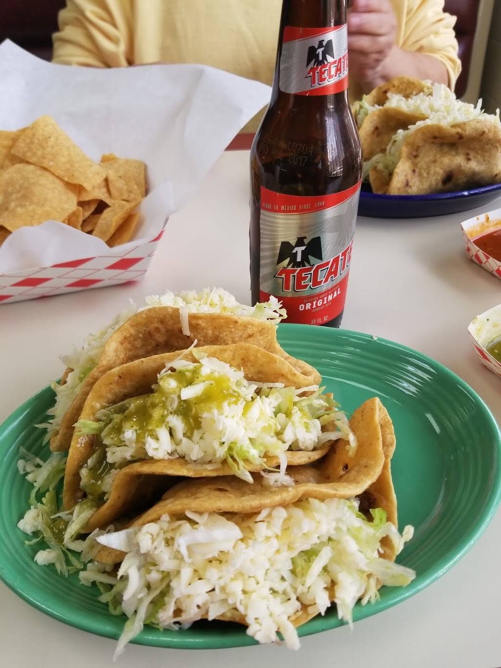 Carrillos Tortilleria | restaurant | 1242 Pico St, San Fernando, CA 91340, USA | 8183651636 OR +1 818-365-1636