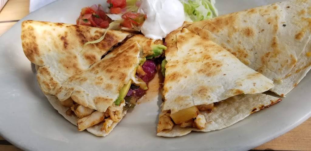 Village Tavern | restaurant | 168 Essex St, Salem, MA 01970, USA | 9787442858 OR +1 978-744-2858