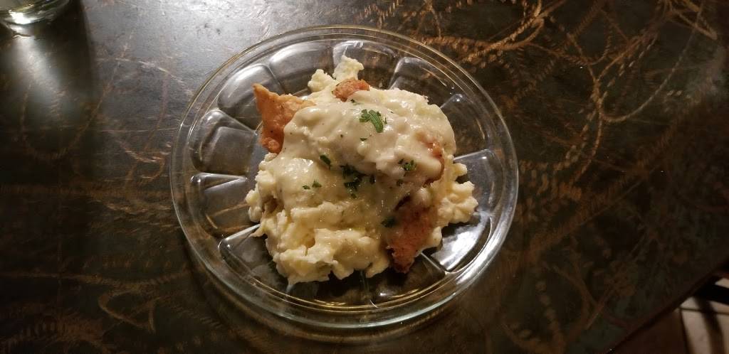 Luis Place | restaurant | 435 S Kansas Ave, Topeka, KS 66603, USA | 7853502028 OR +1 785-350-2028