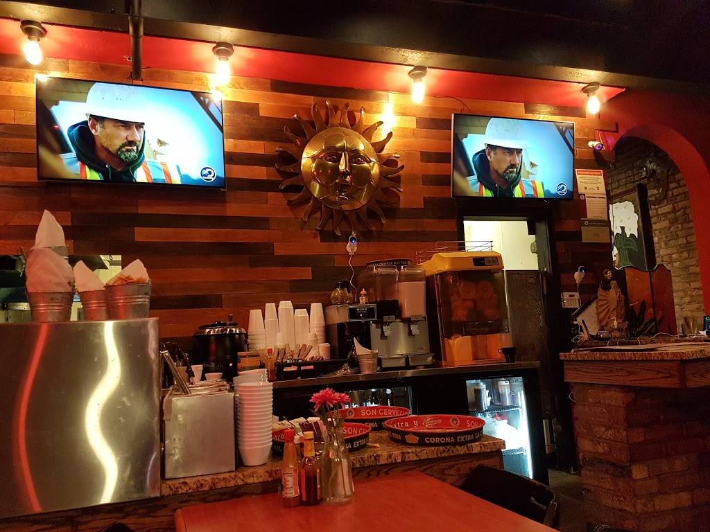 Valentina Restaurant | restaurant | 4506 W 63rd St, Chicago, IL 60629, USA | 7732845529 OR +1 773-284-5529