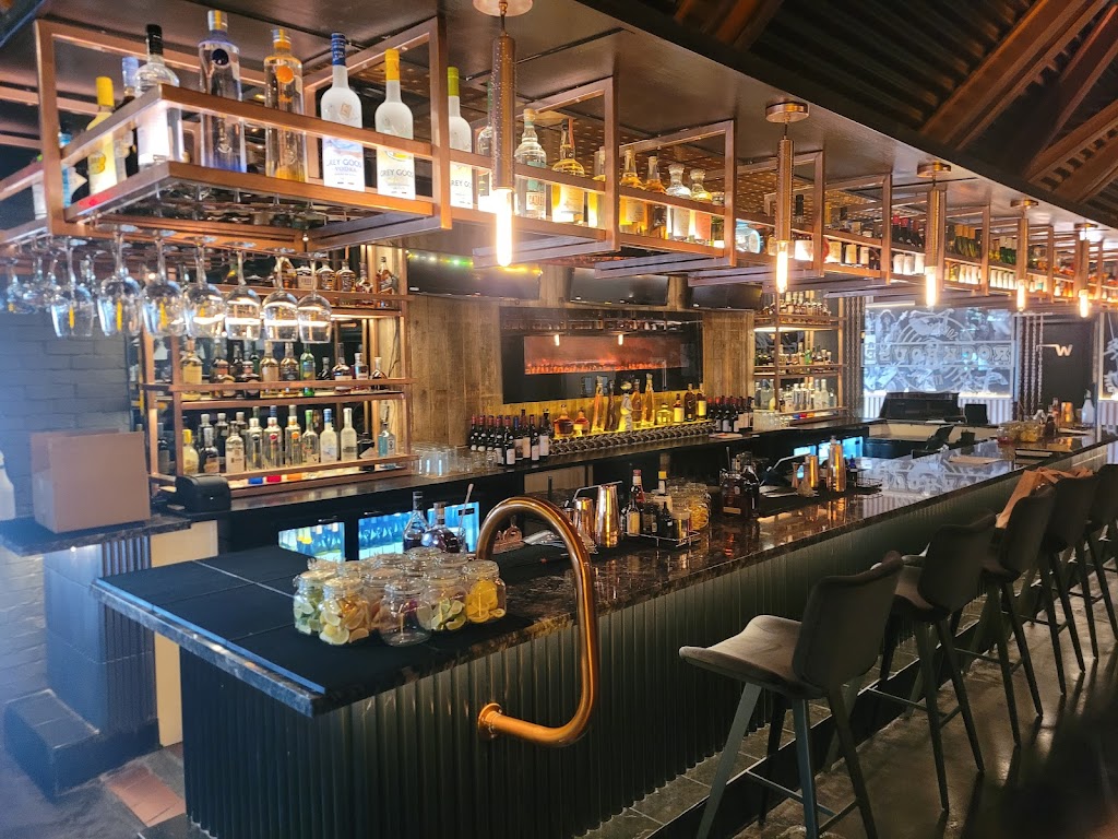 RockHouse | restaurant | 6025 Richmond Ave., Houston, TX 77057, USA | 7132428793 OR +1 713-242-8793