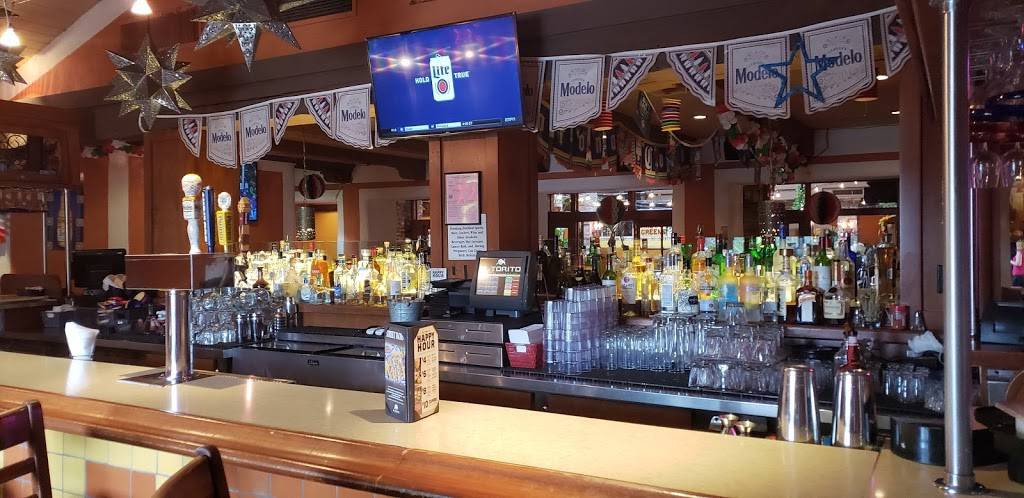 El Torito | restaurant | 15042 Goldenwest St, Westminster, CA 92683, USA | 7148986621 OR +1 714-898-6621