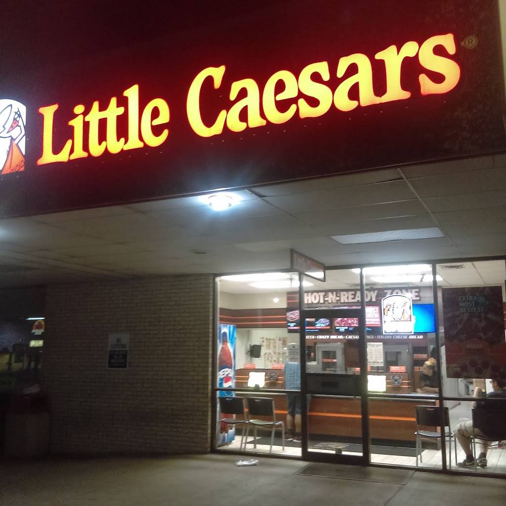 Little Caesars Pizza | meal takeaway | 4100 E Harry St, Wichita, KS 67218, USA | 3166864400 OR +1 316-686-4400