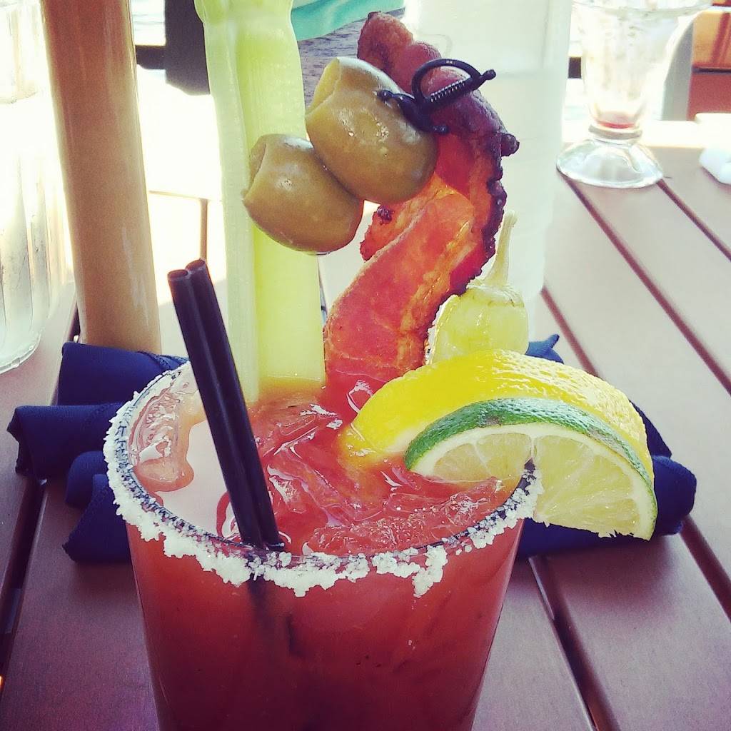 Riviera Lakeshore Restaurant | restaurant | 11019 Country Club Dr, Anderson Island, WA 98303, USA | 2538843344 OR +1 253-884-3344