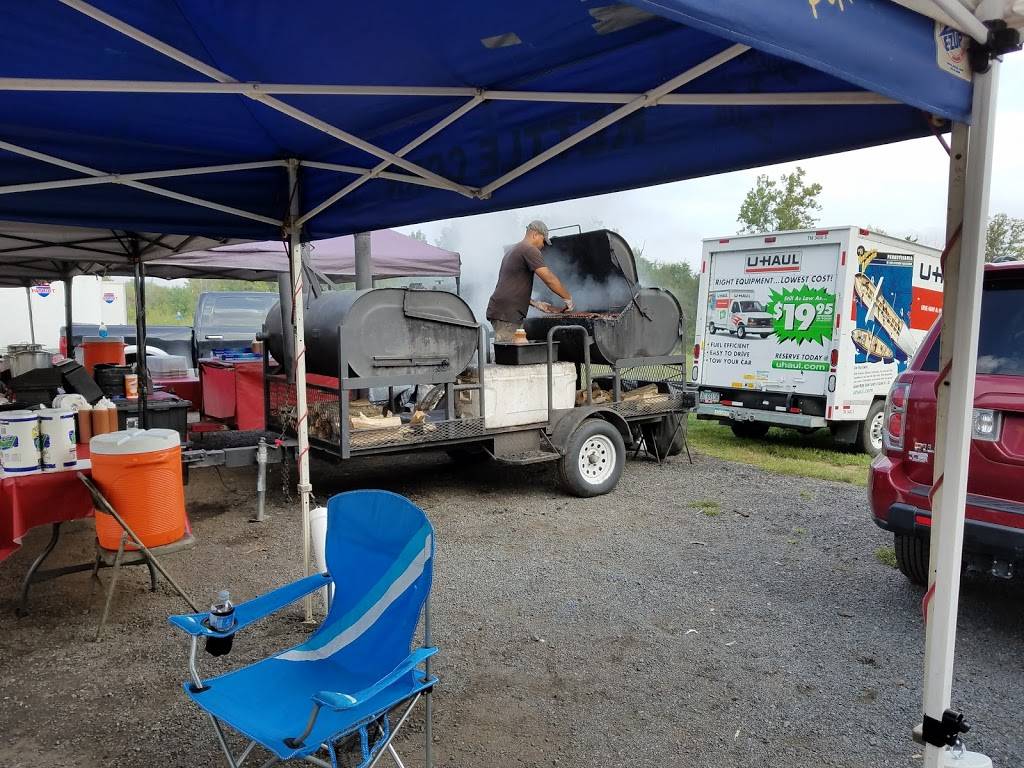 The Pit Stop Barbecue | restaurant | 50 US-15, Aldie, VA 20105, USA | 7039443611 OR +1 703-944-3611