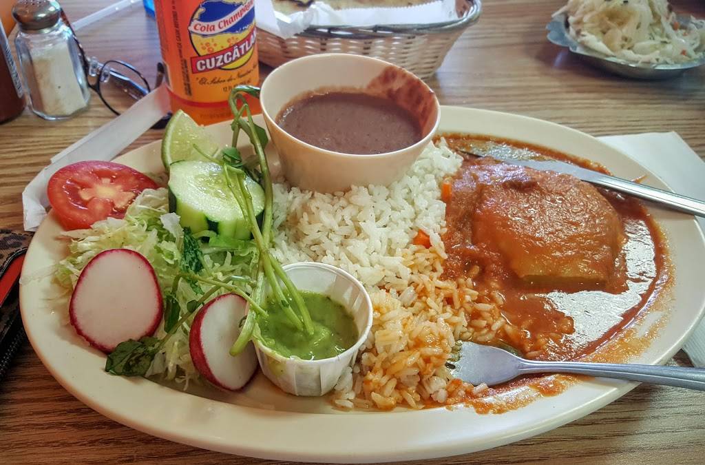 Flor de Izote | restaurant | 11304 Vanowen St, North Hollywood, CA 91605, USA | 8187619303 OR +1 818-761-9303