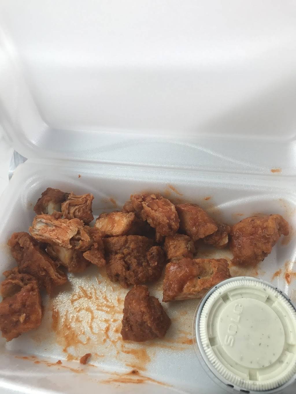 Tonys Bar & Grille | restaurant | 247 Lafayette St, London, OH 43140, USA | 7404907121 OR +1 740-490-7121