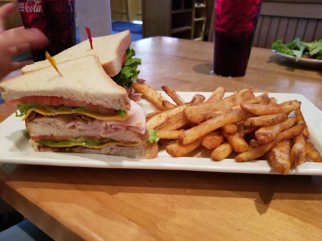 Sneakers Sports Grille | restaurant | 111 Beach Blvd, Jacksonville Beach, FL 32250, USA | 9044821000 OR +1 904-482-1000