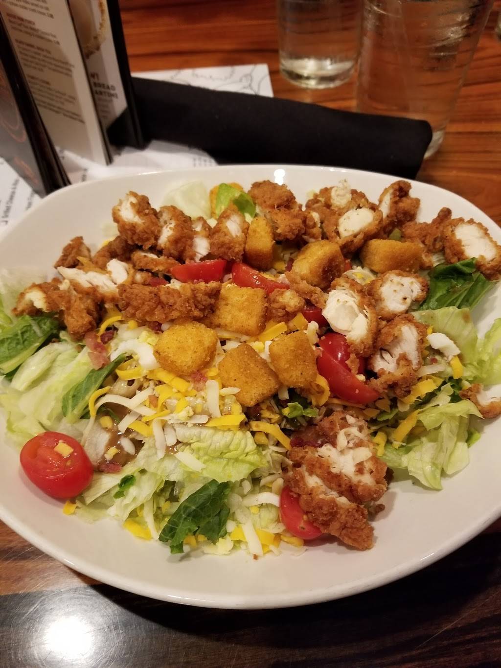 Outback Steakhouse | restaurant | 100 Buckwalter Pkwy, Bluffton, SC 29910, USA | 8437579888 OR +1 843-757-9888