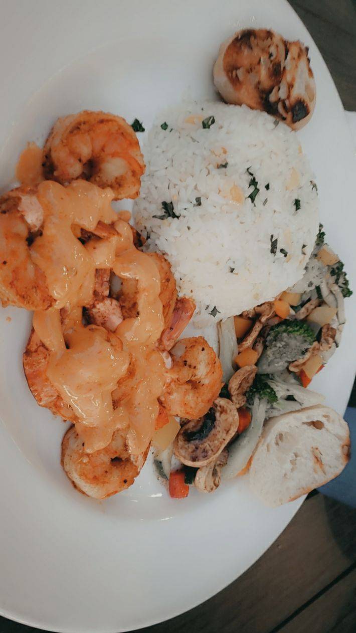 Crostini Restaurant | restaurant | 811 W Hawkeye Ave, Turlock, CA 95382, USA | 2096323665 OR +1 209-632-3665