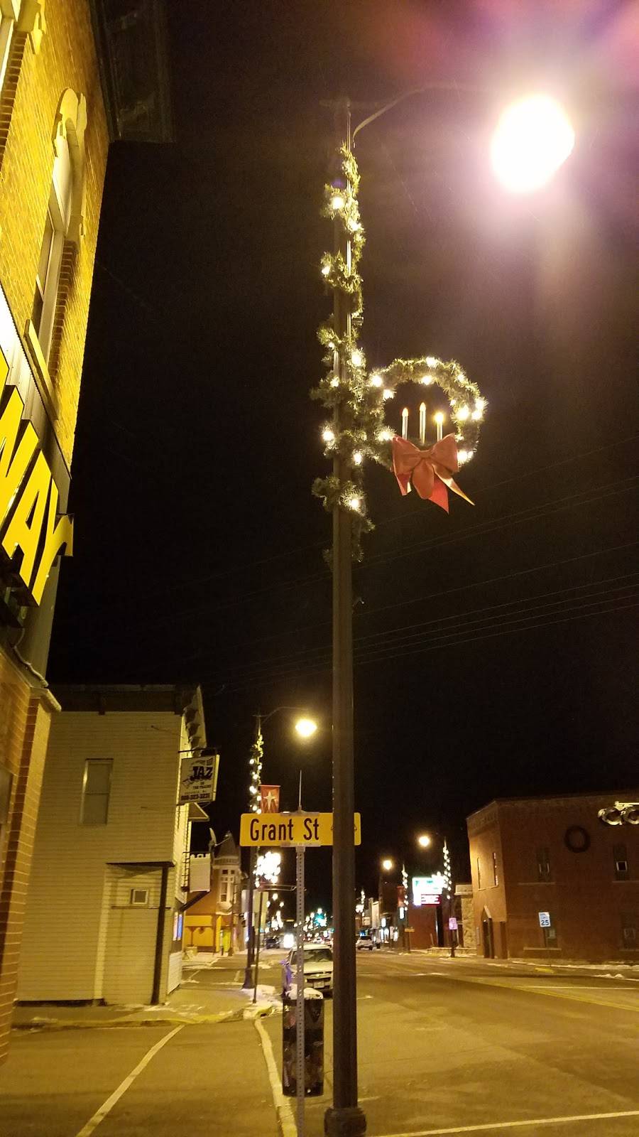 Subway | restaurant | 300 W Main St, Arcadia, WI 54612, USA | 6083237894 OR +1 608-323-7894