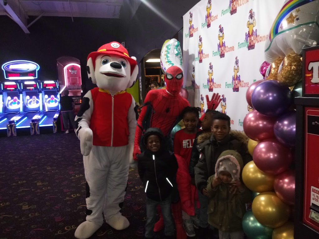 Family Fun Zone | meal takeaway | 2333 Theodore St, Crest Hill, IL 60403, USA | 8157299191 OR +1 815-729-9191