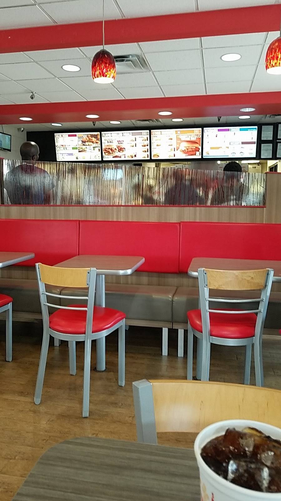 Burger King | restaurant | 6220 East Fwy, Houston, TX 77020, USA | 7136722421 OR +1 713-672-2421