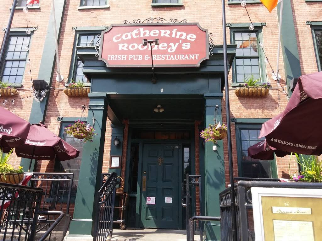 Finn McCools Irish Gastropub | restaurant | 102 E Main St, Newark, DE 19711, USA | 3023697330 OR +1 302-369-7330