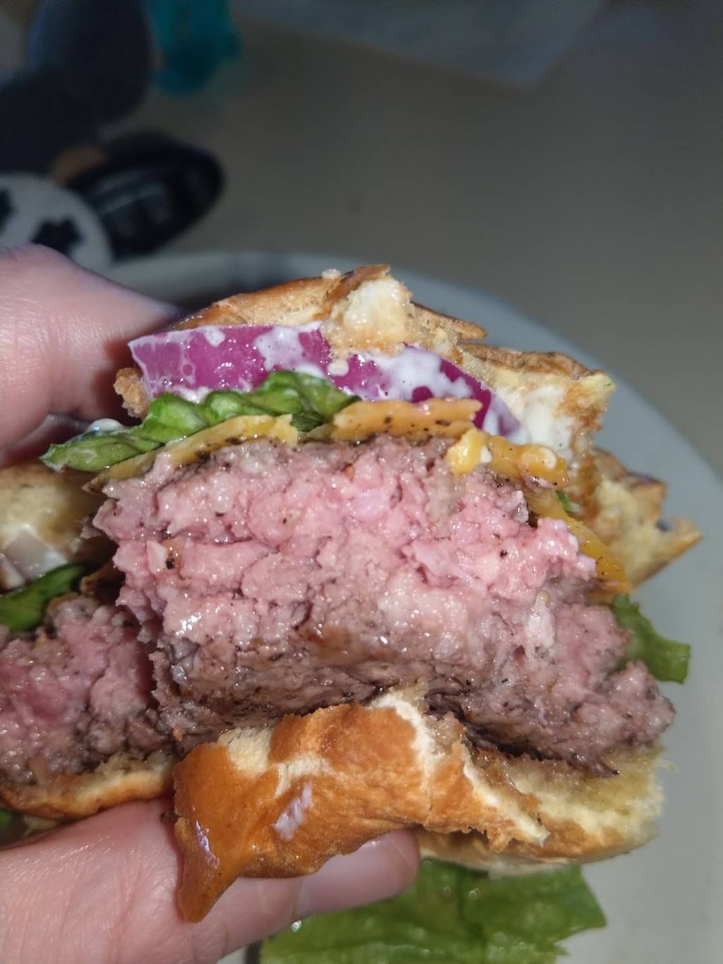 Loop Pizza Grill | restaurant | 211 3rd St, Neptune Beach, FL 32266, USA | 9042418476 OR +1 904-241-8476