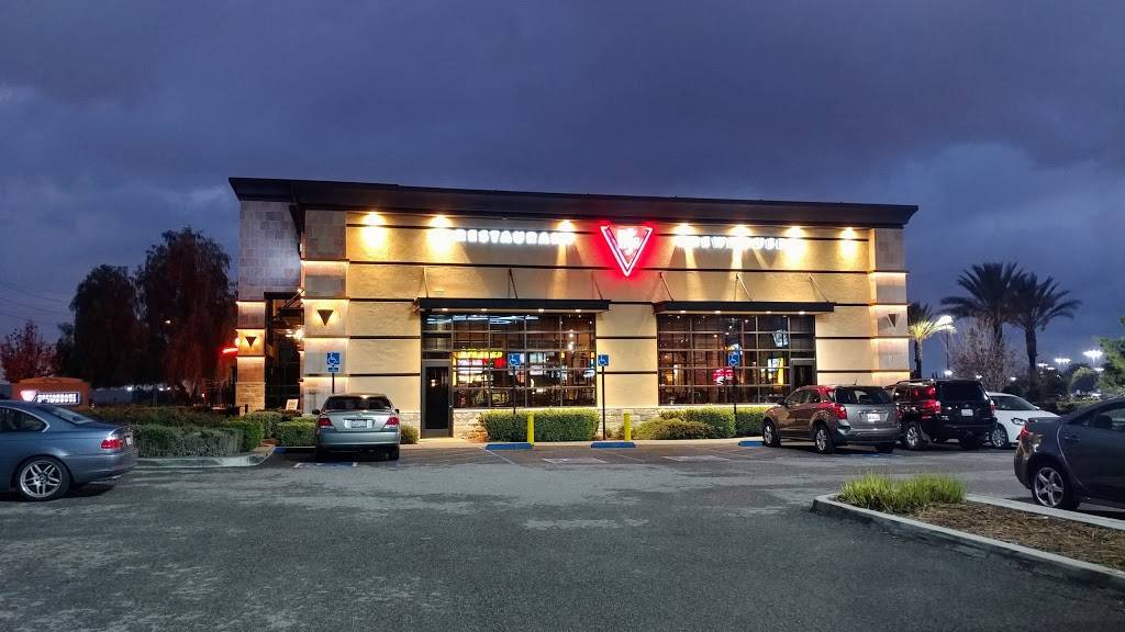 BJs Restaurant & Brewhouse | restaurant | 4585 Chino Hills Pkwy, Chino Hills, CA 91709, USA | 9099935960 OR +1 909-993-5960