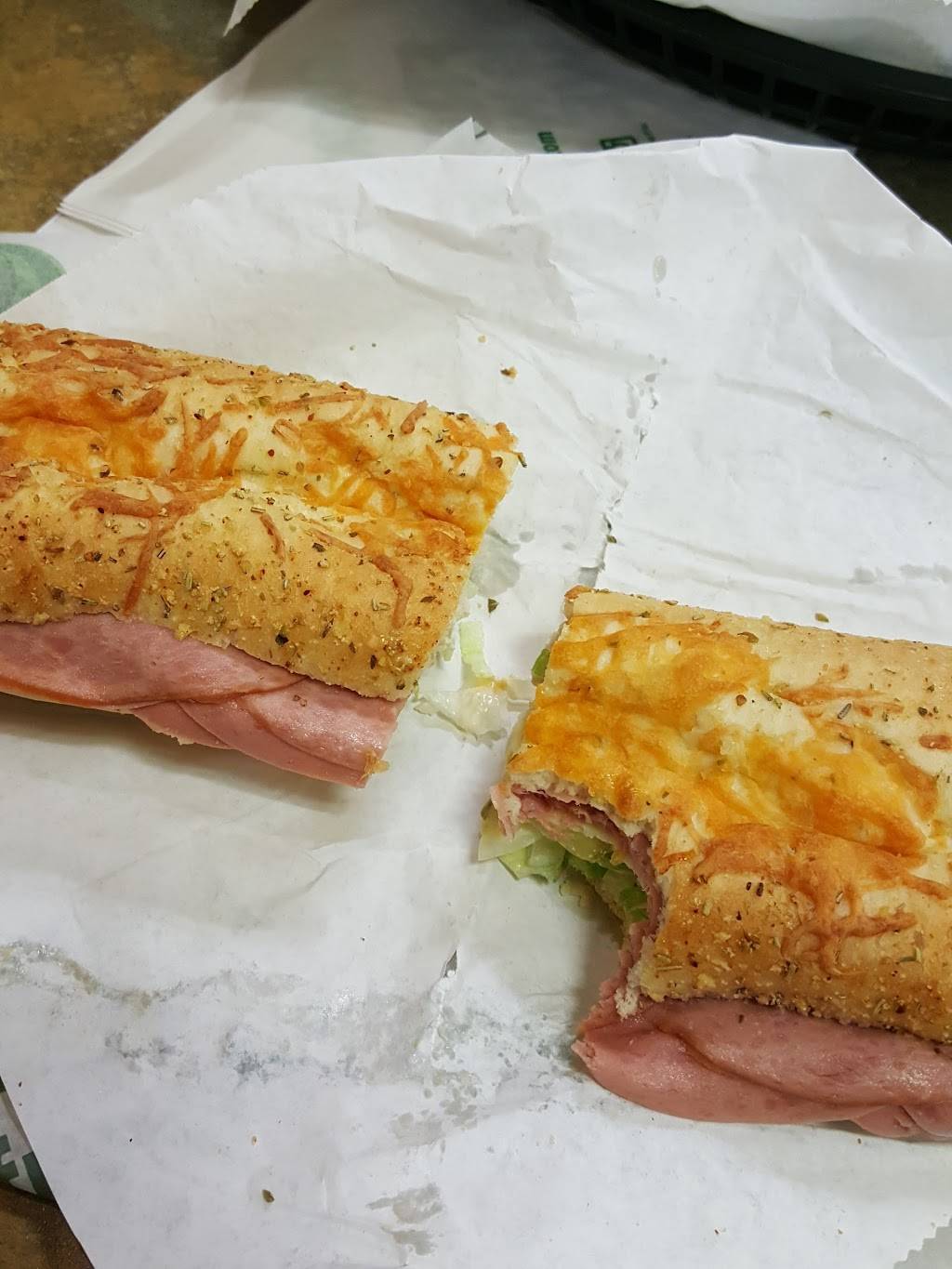 Subway | restaurant | 1814 Woodman Dr, Dayton, OH 45420, USA | 9372567784 OR +1 937-256-7784