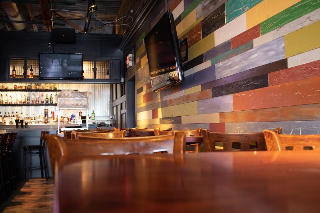 McVees Pub and Grub | restaurant | 1129 E Long Lake Rd, Troy, MI 48085, USA | 2488172980 OR +1 248-817-2980