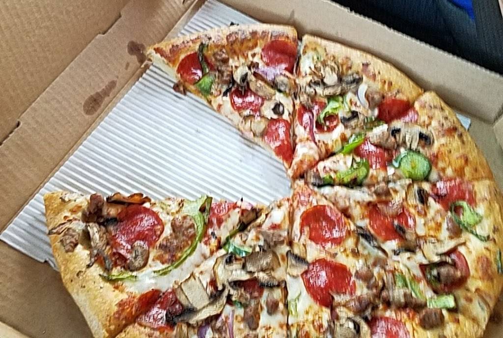 Pizza Hut | meal takeaway | 13870 SW 8th St, Miami, FL 33184, USA | 3055511441 OR +1 305-551-1441