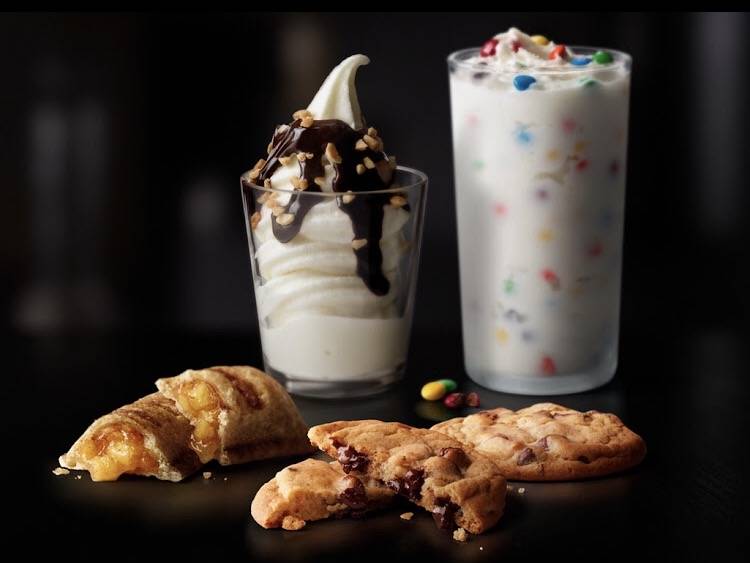 McDonalds | cafe | 4782 Bank St, Gloucester, ON K1T 3W7, Canada | 6138226522 OR +1 613-822-6522