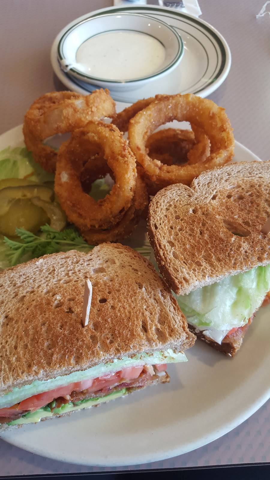 Spires Restaurant | restaurant | 13451 Newport Ave, Tustin, CA 92780, USA | 7145440631 OR +1 714-544-0631