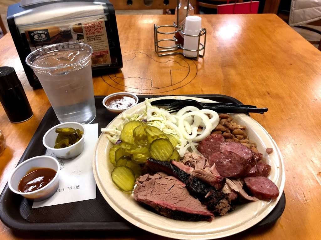 McKenzies Barbeque | restaurant | 1501 N Frazier St, Conroe, TX 77301, USA | 9365394300 OR +1 936-539-4300