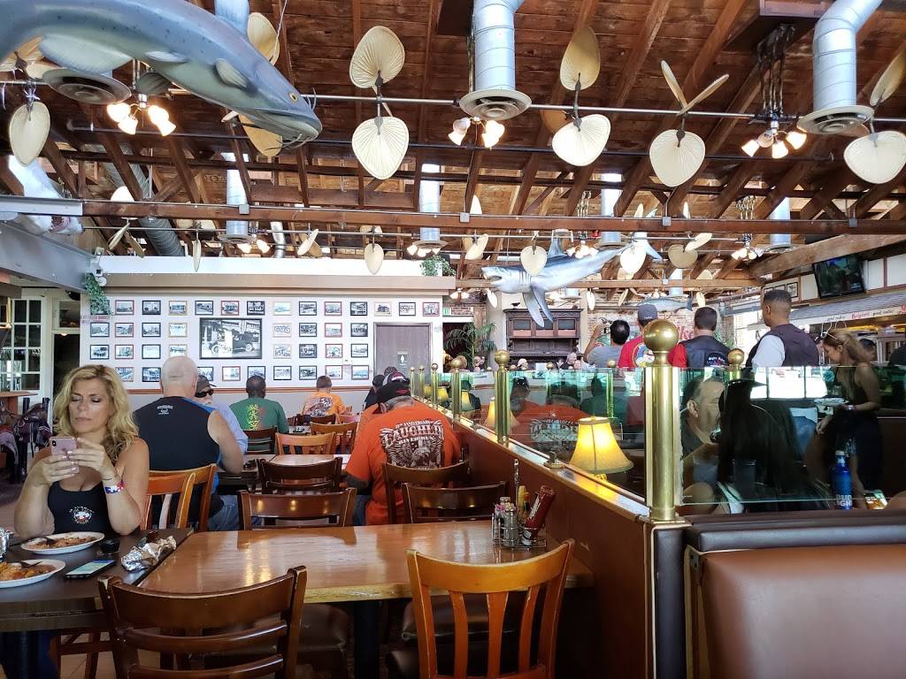 Original Mikes | restaurant | 100 S Main St, Santa Ana, CA 92701, USA | 7145507764 OR +1 714-550-7764