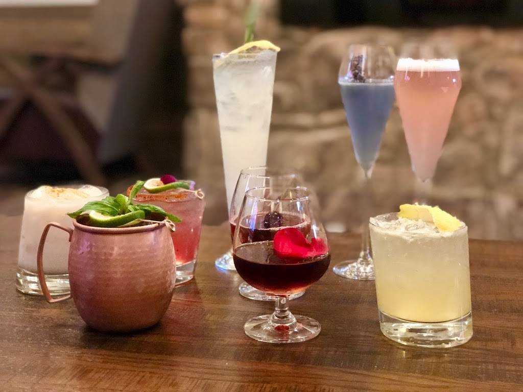 Uncorkd | restaurant | 5501 Phoenix Ave, Fort Smith, AR 72903, USA | 4794345000 OR +1 479-434-5000