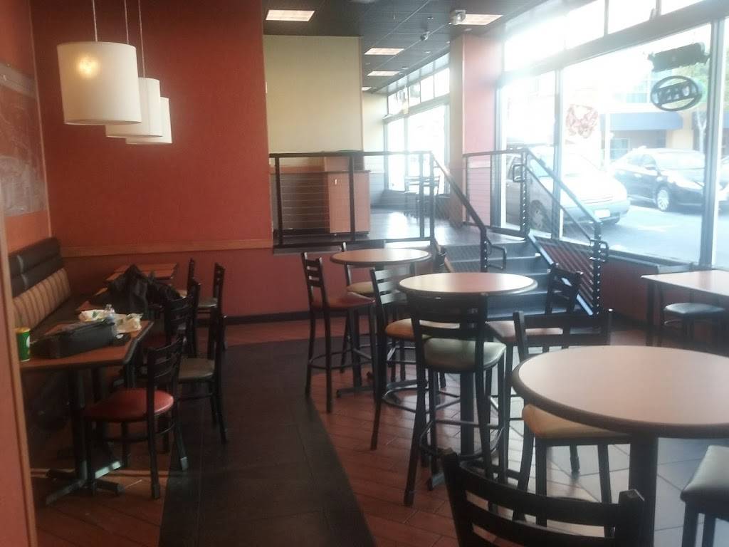 Subway | meal takeaway | 195 W Franklin St, Monterey, CA 93940, USA | 8316552613 OR +1 831-655-2613